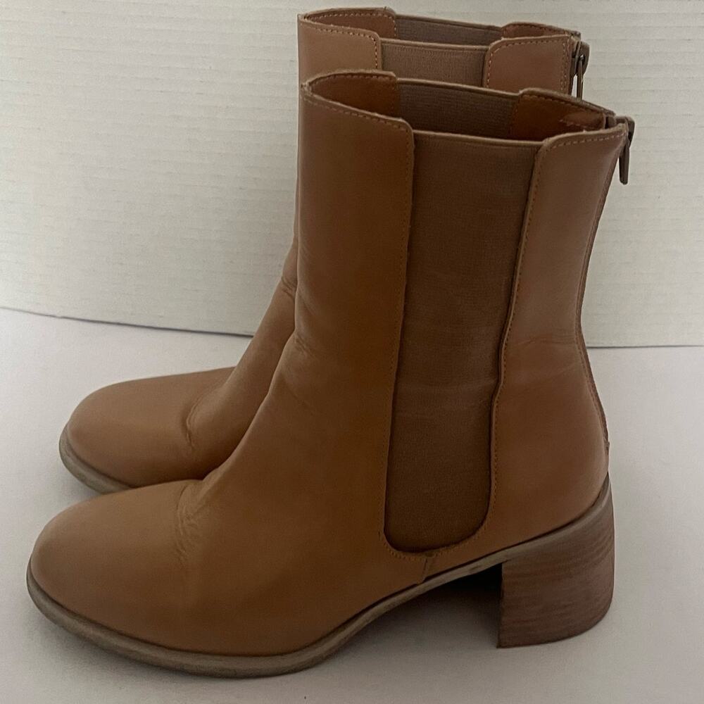 Women's Oasis Society Tan Winter‎ Fall Boots Booties Back Zipper Size 9